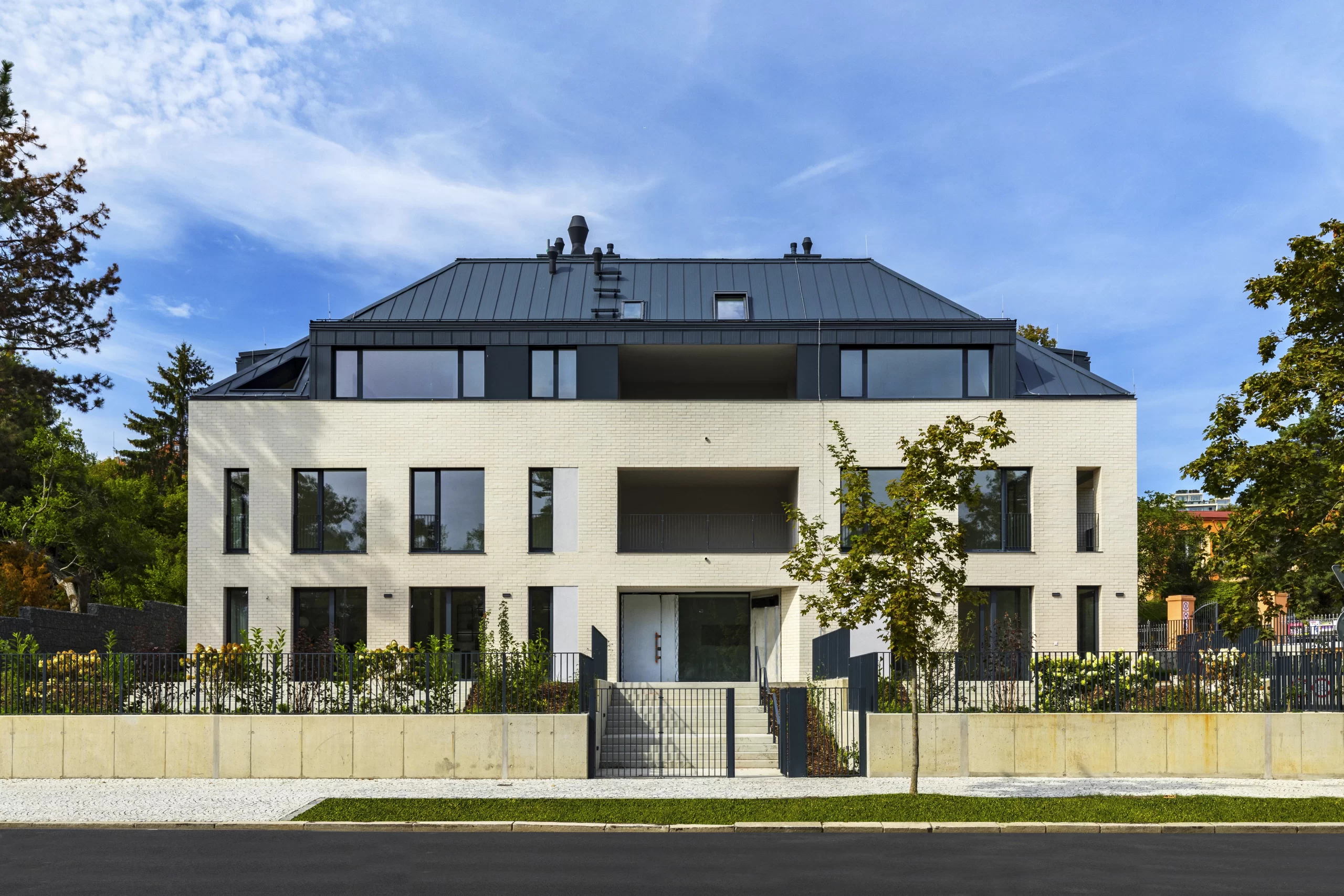 Vila Clemance, Praha 5 – Klamovka